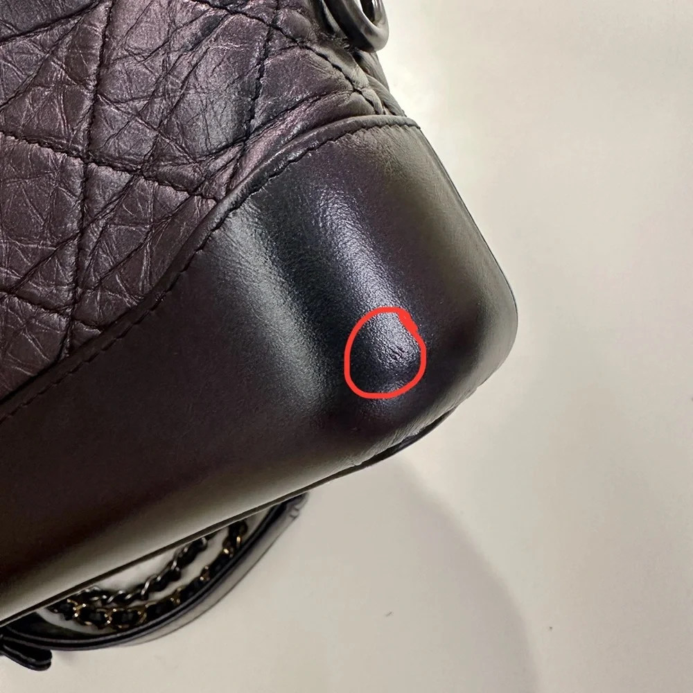 Chanel small Gabrielle hobo in black iridescent aged calfskin - Picture 16 of 17